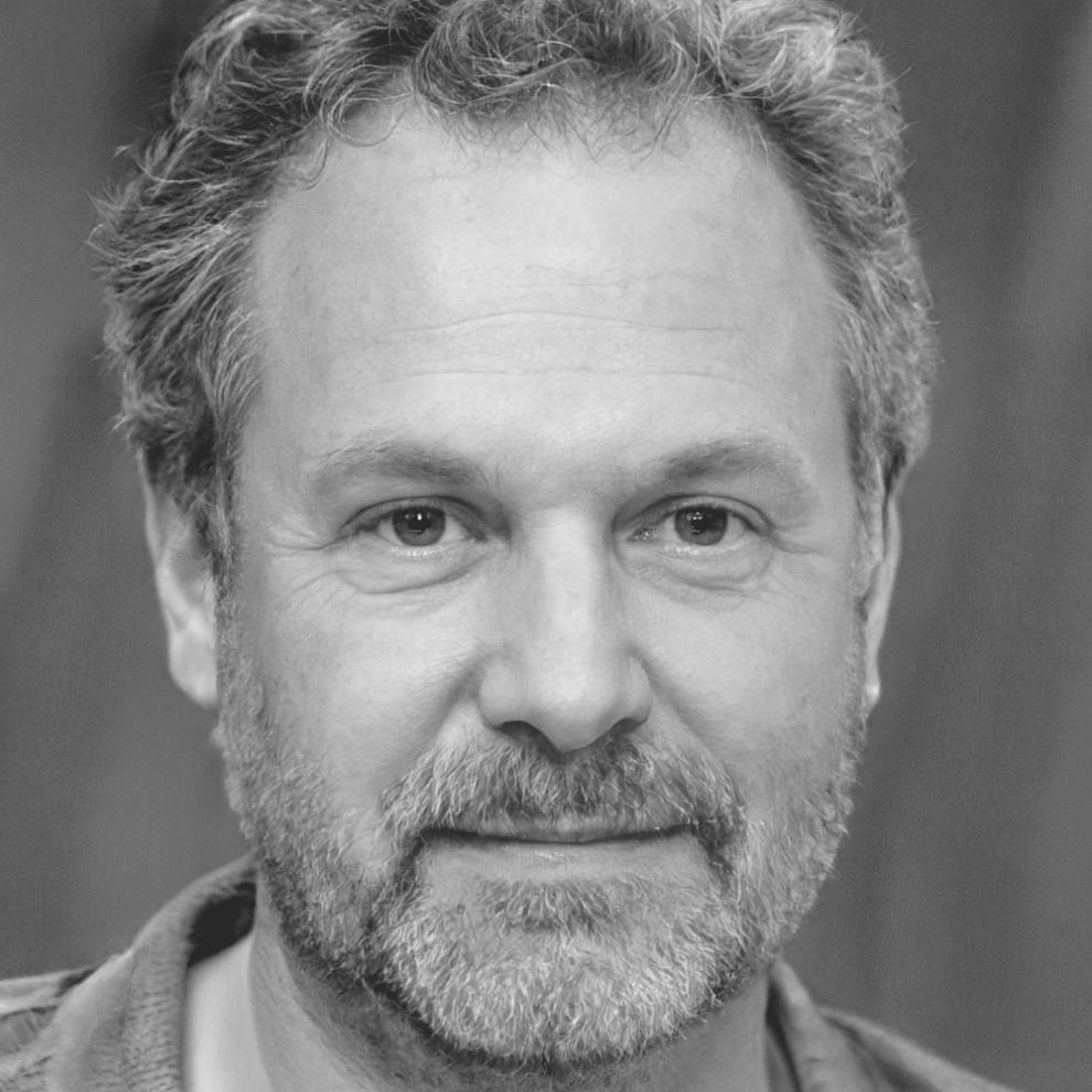 Portrait de Marc Dubois, expert comptable